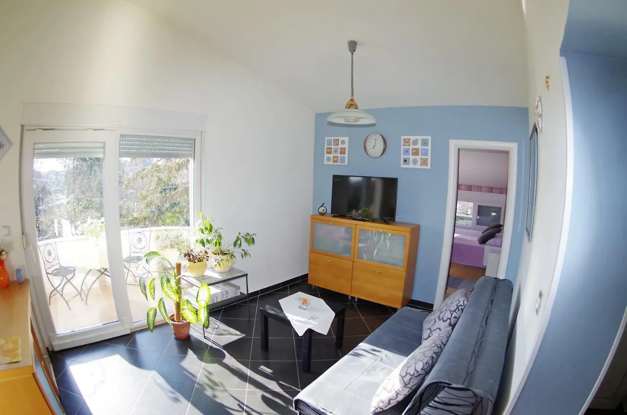 Leni Apartment Fazana
